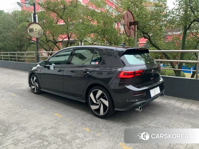Volkswagen Golf GTI 2021 Черный из Китая, фото 4