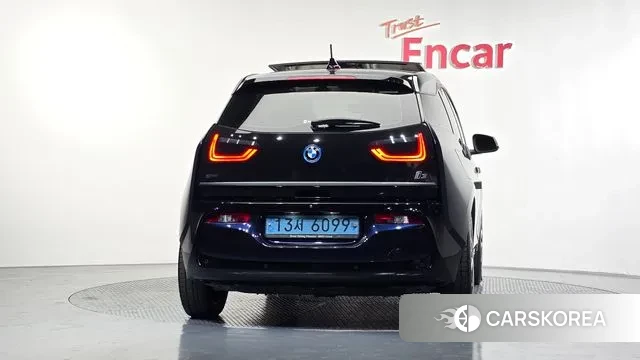 BMW i3 id 3368525 из Кореи 14