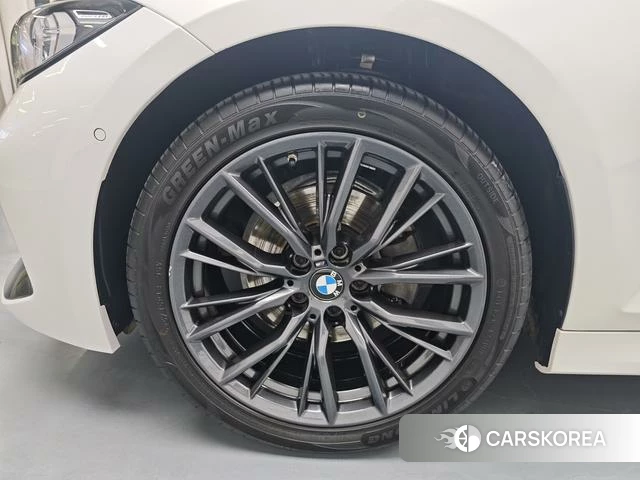 BMW 3 series id 4335233 из Китая 17