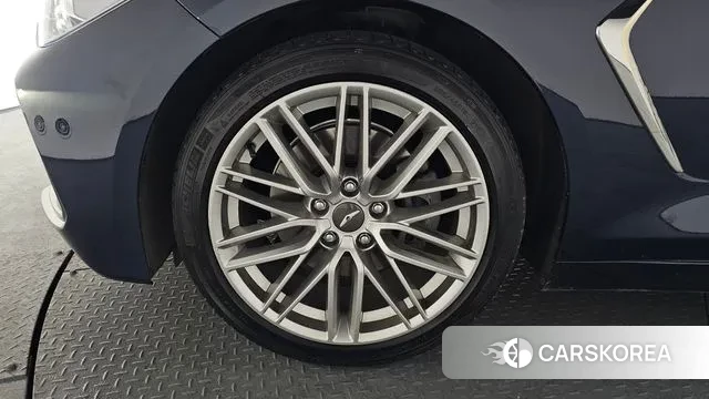 Genesis G70 id 3713445 из Кореи 14