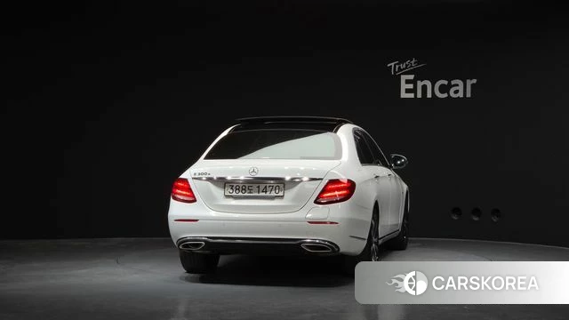 Mercedes-Benz E-Class W213 id 4294590 из Кореи 24