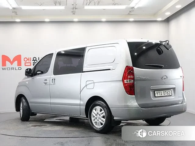 Hyundai The New Grand Starex id 3139544 из Кореи 13