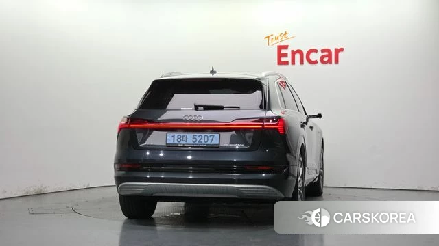 Audi e-Tron id 4708028 из Кореи 30
