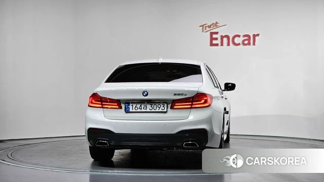 BMW 5 Series (G30) id 4435032 из Кореи 28