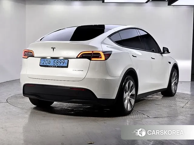 Tesla Model Y 2021 Белый из Кореи, фото 4
