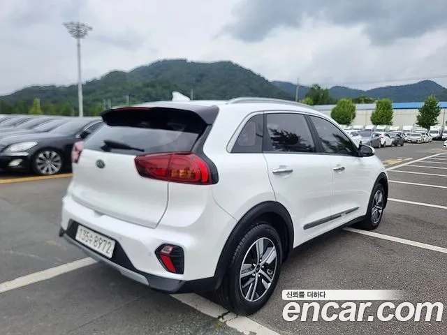 Kia The New Niro id 2950798 из Кореи 14