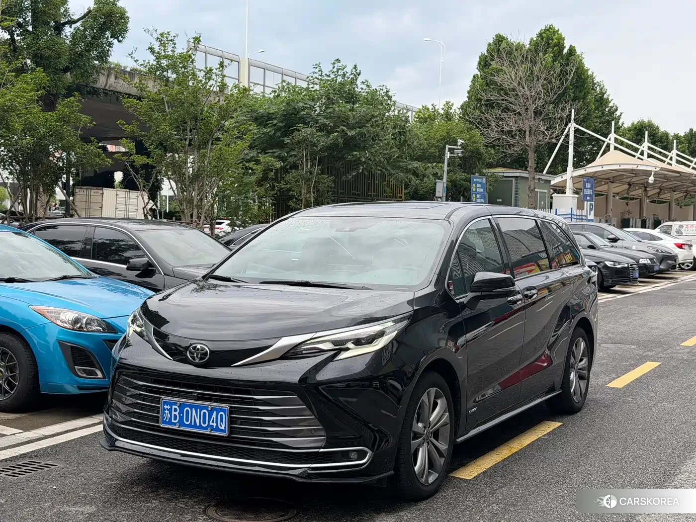 Toyota Sienna 2025 Черный из Китая, фото 4