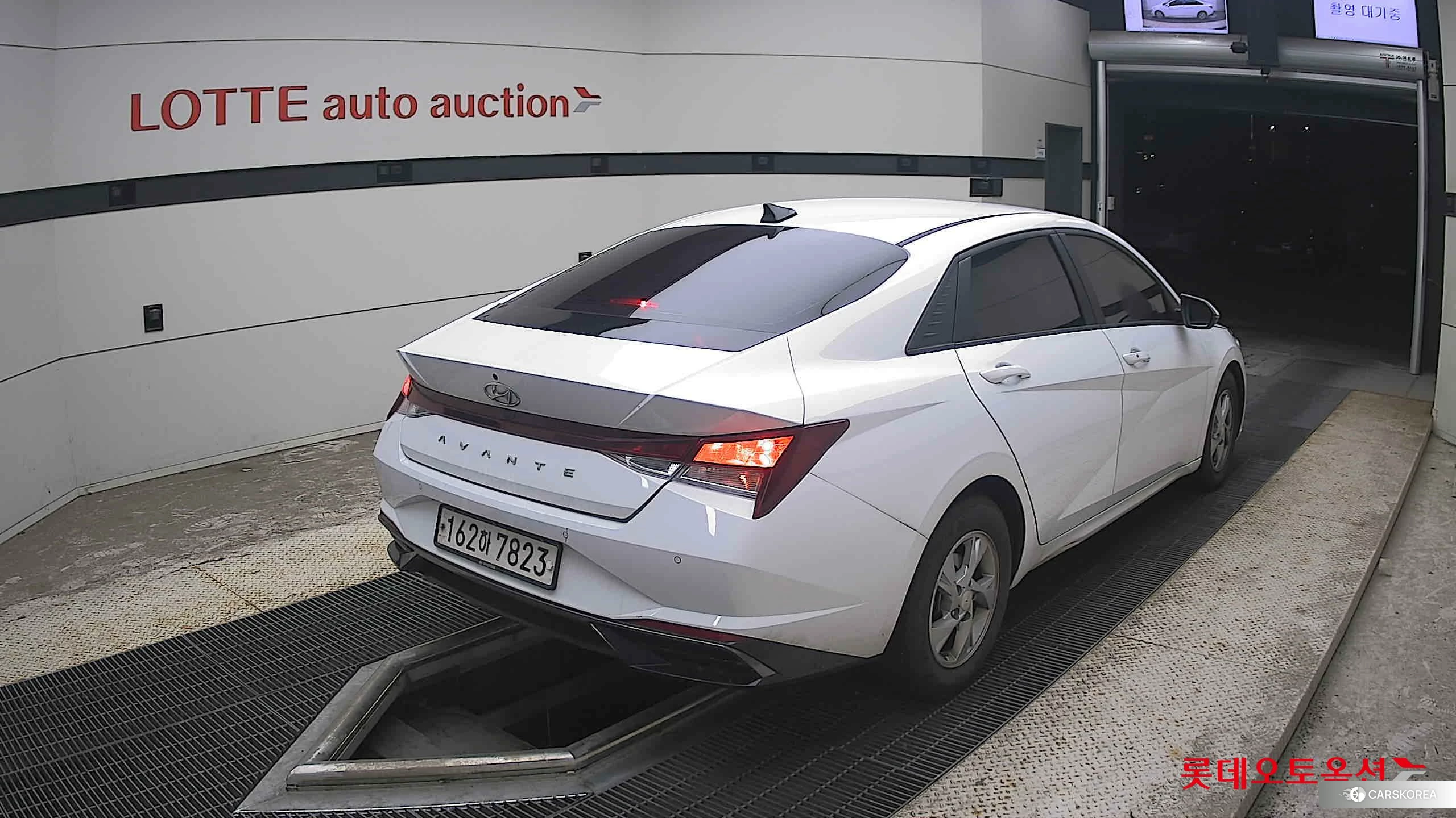 Hyundai Avante id 4674085 из Кореи 31