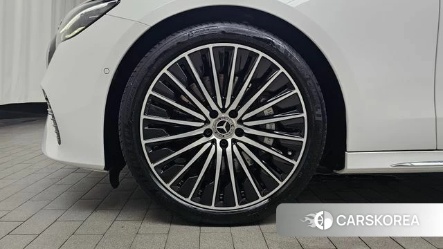 Mercedes-Benz E-Class W214 id 4719854 из Кореи 25
