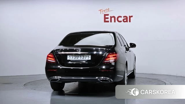 Mercedes-Benz E-Class W213 id 3936380 из Кореи 14