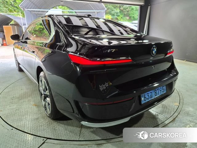 BMW i7 (G70) id 4701554 из Кореи 14