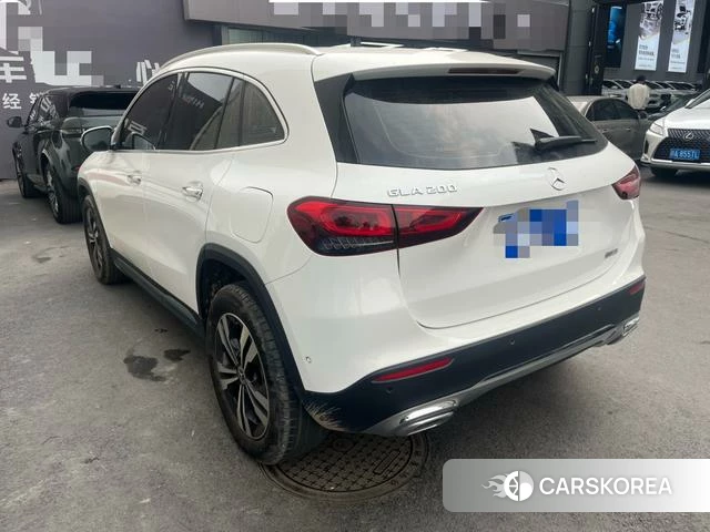 Mercedes-Benz GLA 2021 Белый из Китая, фото 4