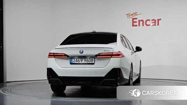 BMW 5 Series (G60) id 4493622 из Кореи 26