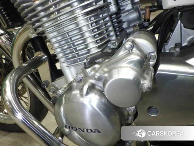 Engine photo
