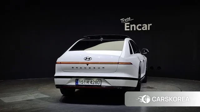 Hyundai Grandeur Hybrid (GN7) id 2930283 из Кореи 14