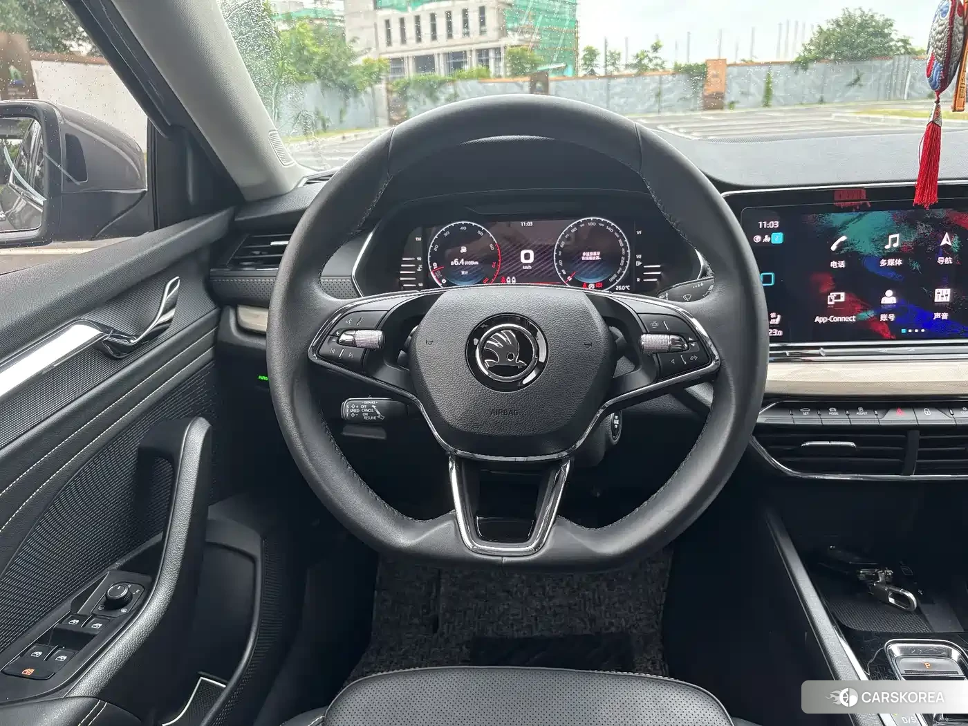 Skoda Octavia 2022 Silver/gray из Китая, фото 6