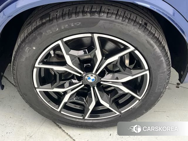 BMW X3 id 4358921 из Китая 22