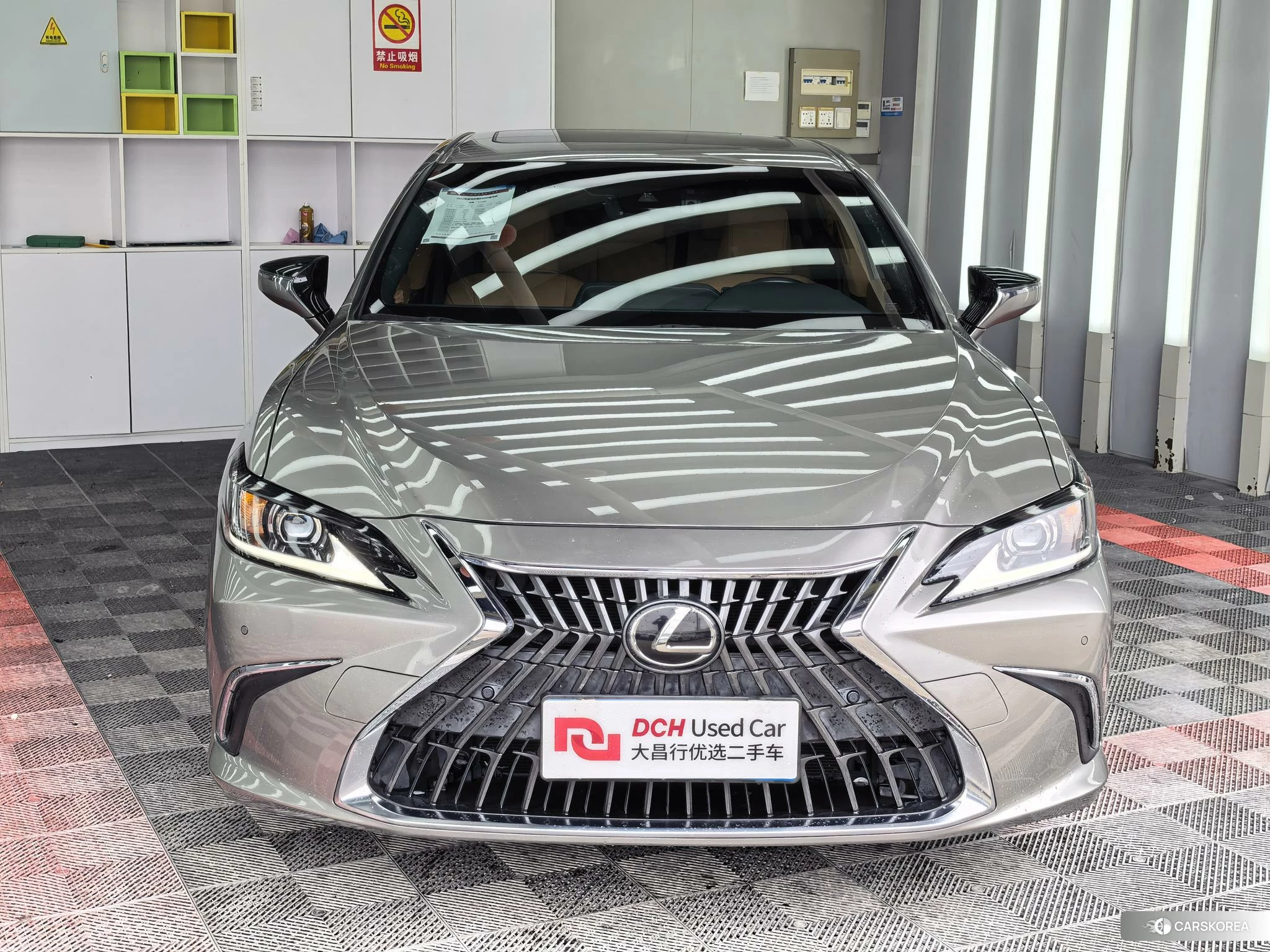 Lexus ES 2021 Серебристо-серый из Китая, фото 5