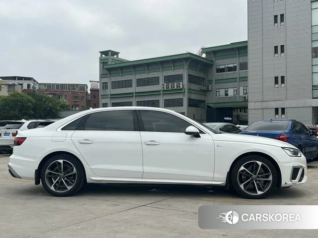 Audi A4L id 4314844 из Китая 13