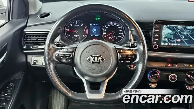 Kia Stonic id 2689718 из Кореи 14