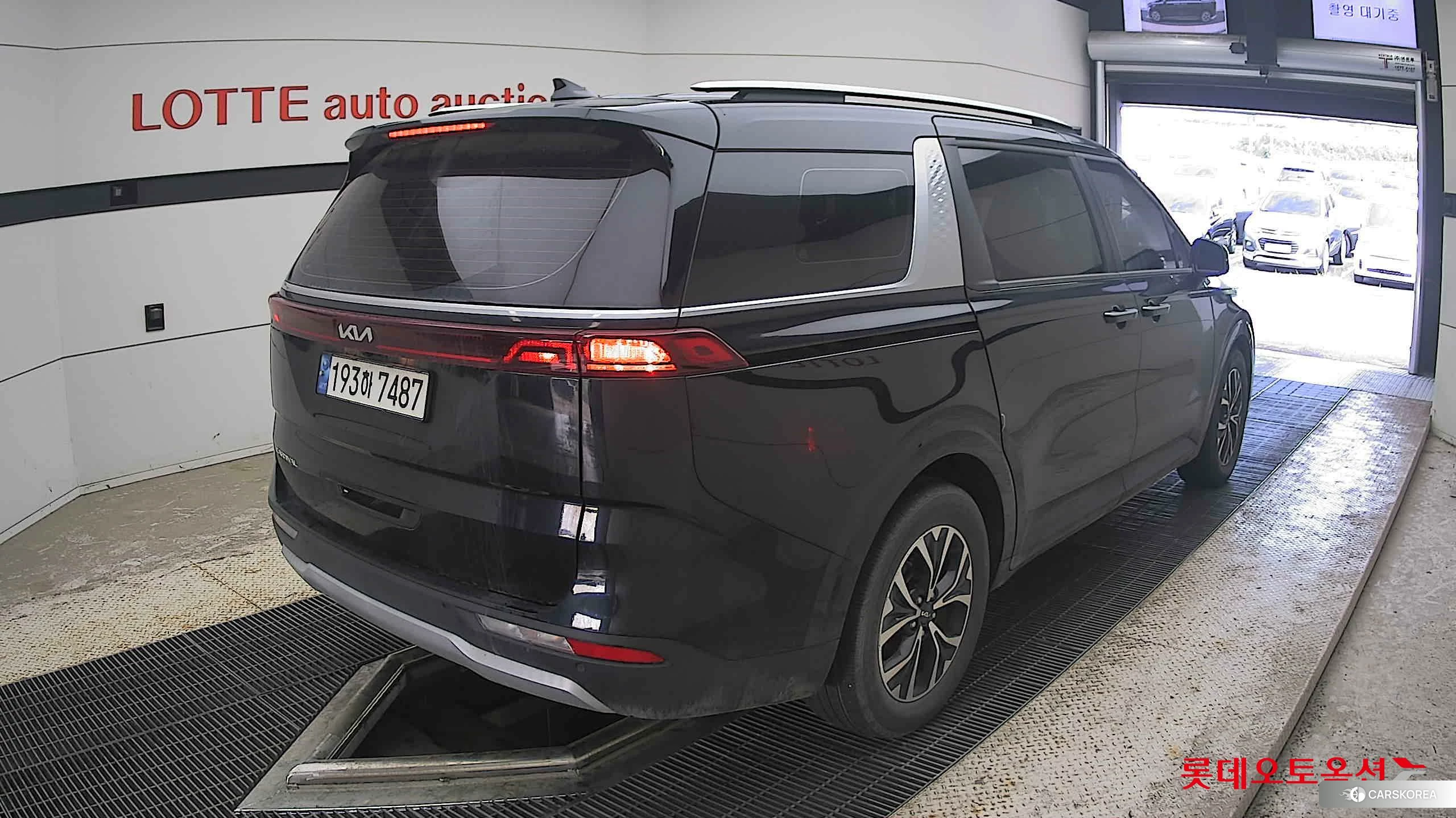 Kia Carnival id 4498434 из Кореи 32