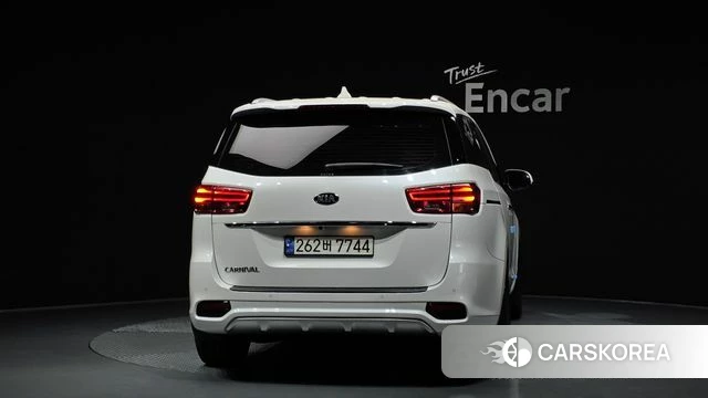 Kia The New Carnival id 4225727 из Кореи 26