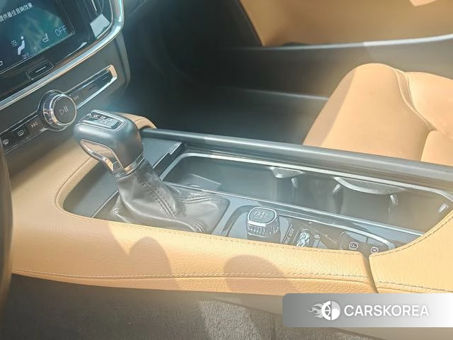 Volvo V90 id 4220028 из Китая 22