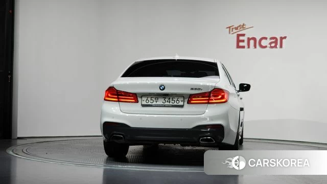 BMW 5 Series (G30) id 4448314 из Кореи 14
