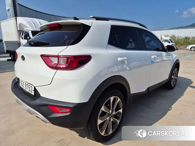 Kia Stonic id 3060692 из Кореи 9