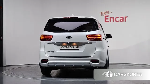 Kia The New Carnival id 3526403 из Кореи 14