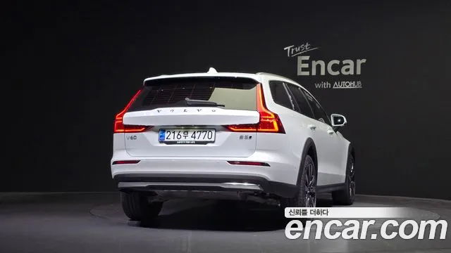 Volvo V60 Cross-Country 2nd Generation id 2816132 из Кореи 14