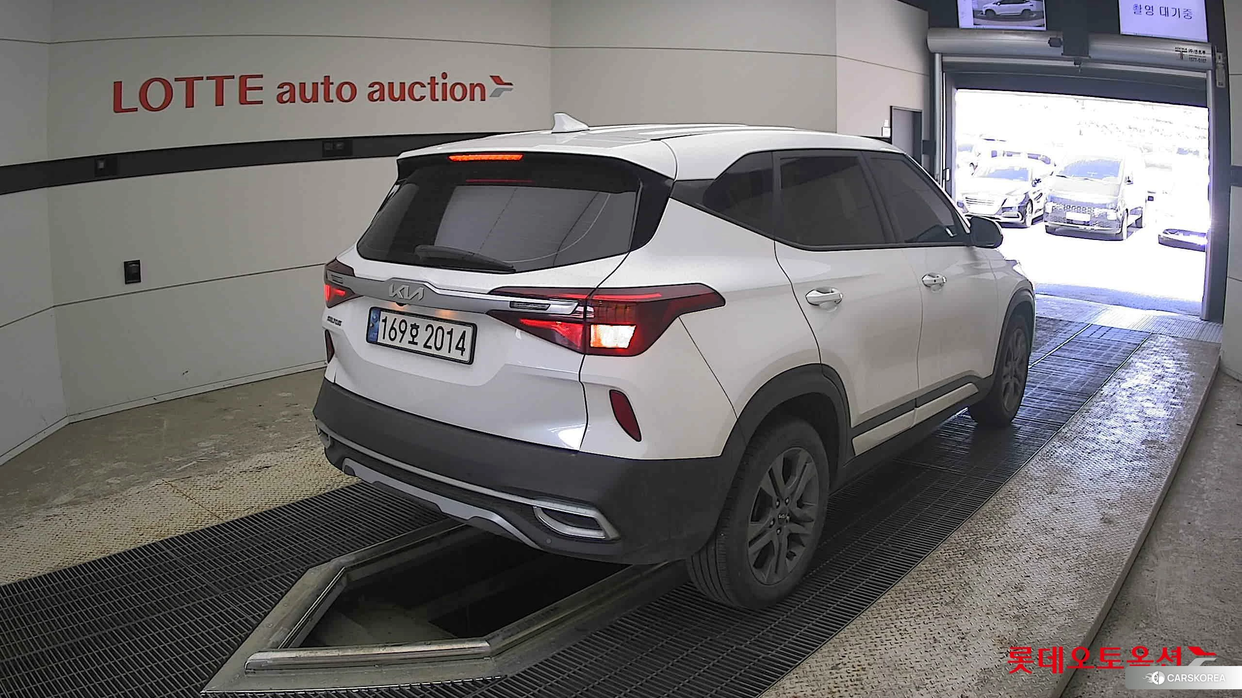 Kia Seltos id 4296912 из Кореи 31