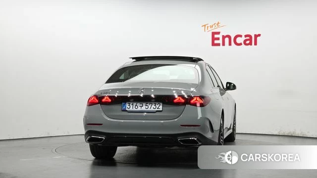 Mercedes-Benz E-Class W214 id 4242597 из Кореи 14