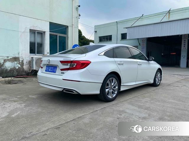 Honda Accord 2020 Белый из Китая, фото 4