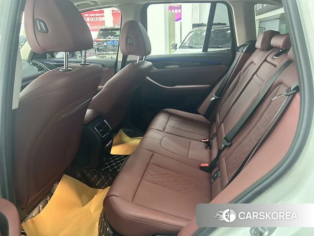 BMW X3 2023 Белый из Китая, фото 4
