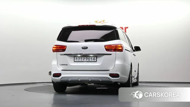 Kia The New Carnival id 4775957 из Кореи 27
