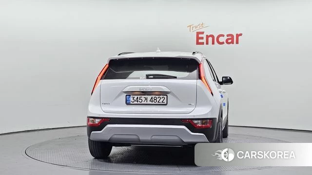 Kia Di Ol Nu Niro id 4186966 из Кореи 24