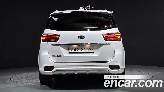 Kia The New Carnival id 2406326 из Кореи 14