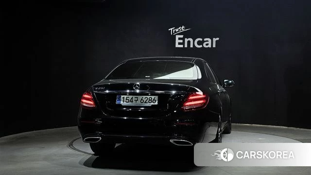 Mercedes-Benz E-Class W213 id 4196444 из Кореи 24