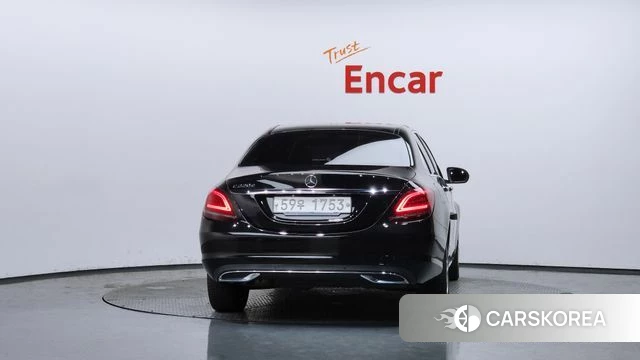 Mercedes-Benz C-Class W205 id 4620258 из Кореи 28