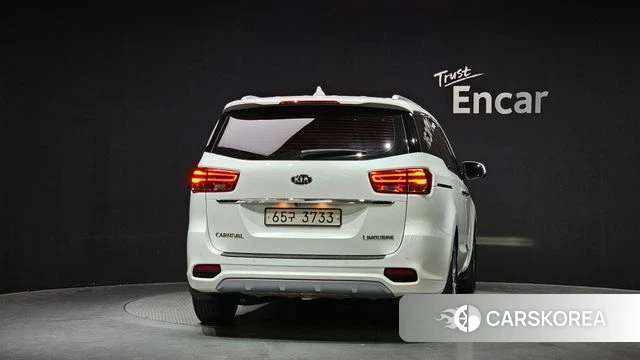 Kia The New Carnival id 4269323 из Кореи 24