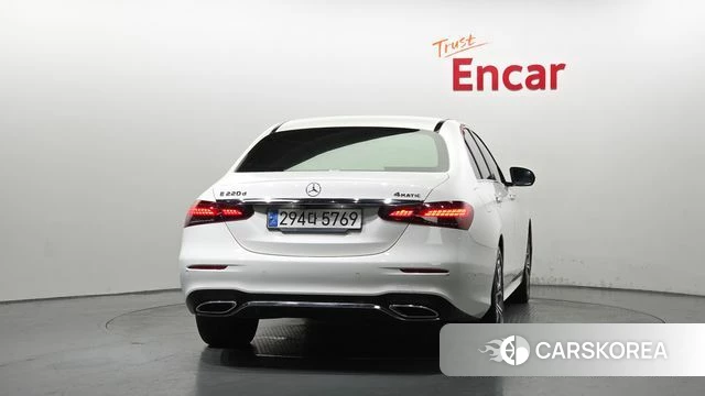 Mercedes-Benz E-Class W213 id 4609701 из Кореи 30