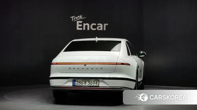 Hyundai Grandeur Hybrid (GN7) id 3431985 из Кореи 14