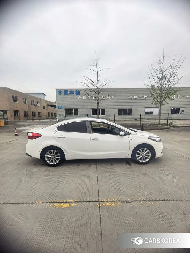 Kia K3 id 3896232 из Китая 16