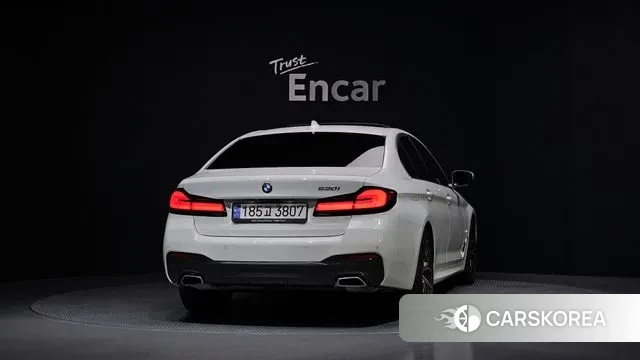 BMW 5 Series (G30) id 3043507 из Кореи 14