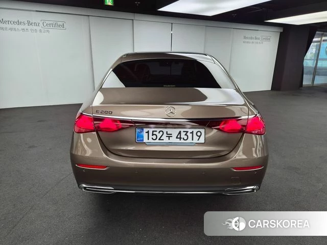 Mercedes-Benz E-Class W214 id 4432380 из Кореи 13