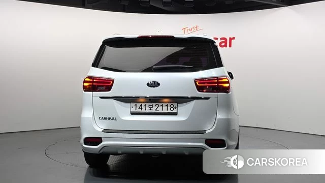 Kia The New Carnival id 4269171 из Кореи 14
