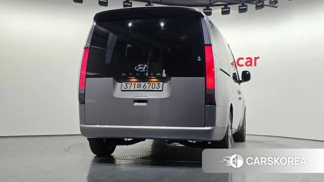 Hyundai Staria id 4696405 из Кореи 14