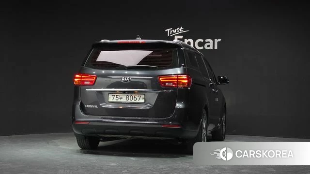 Kia The New Carnival id 4196519 из Кореи 14