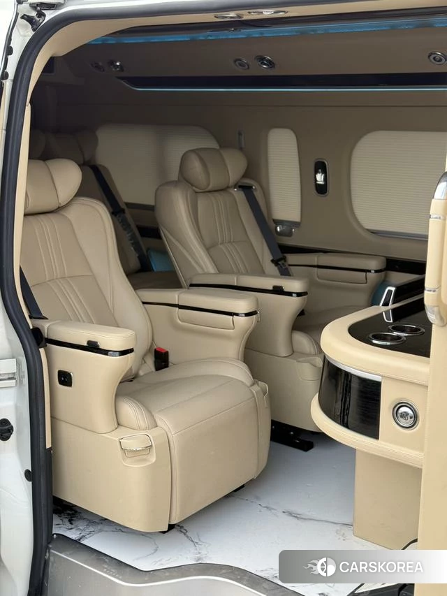 Toyota Hiace id 4353372 из Китая 8